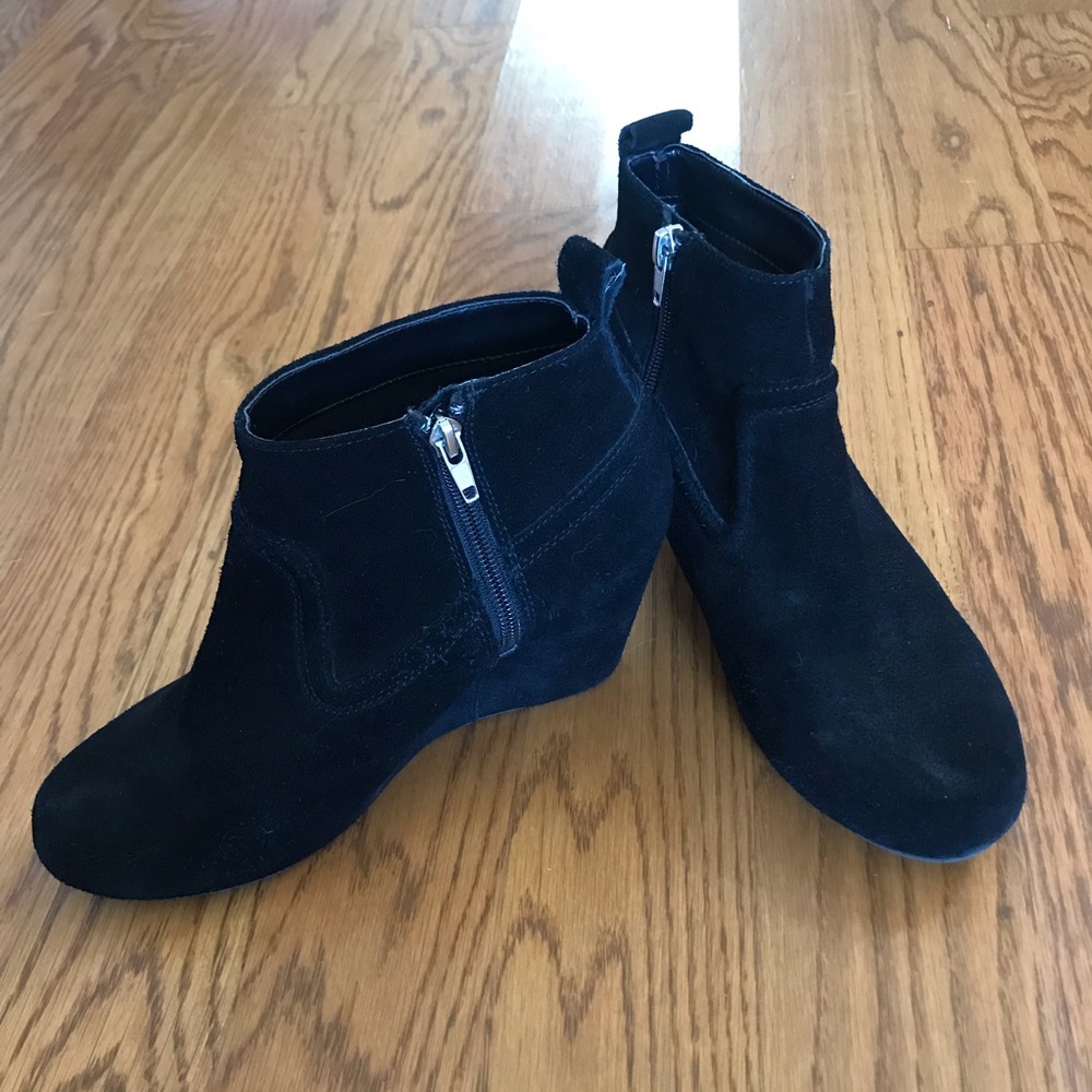 DV by Dolce Vita Black Wedge Heel Booties